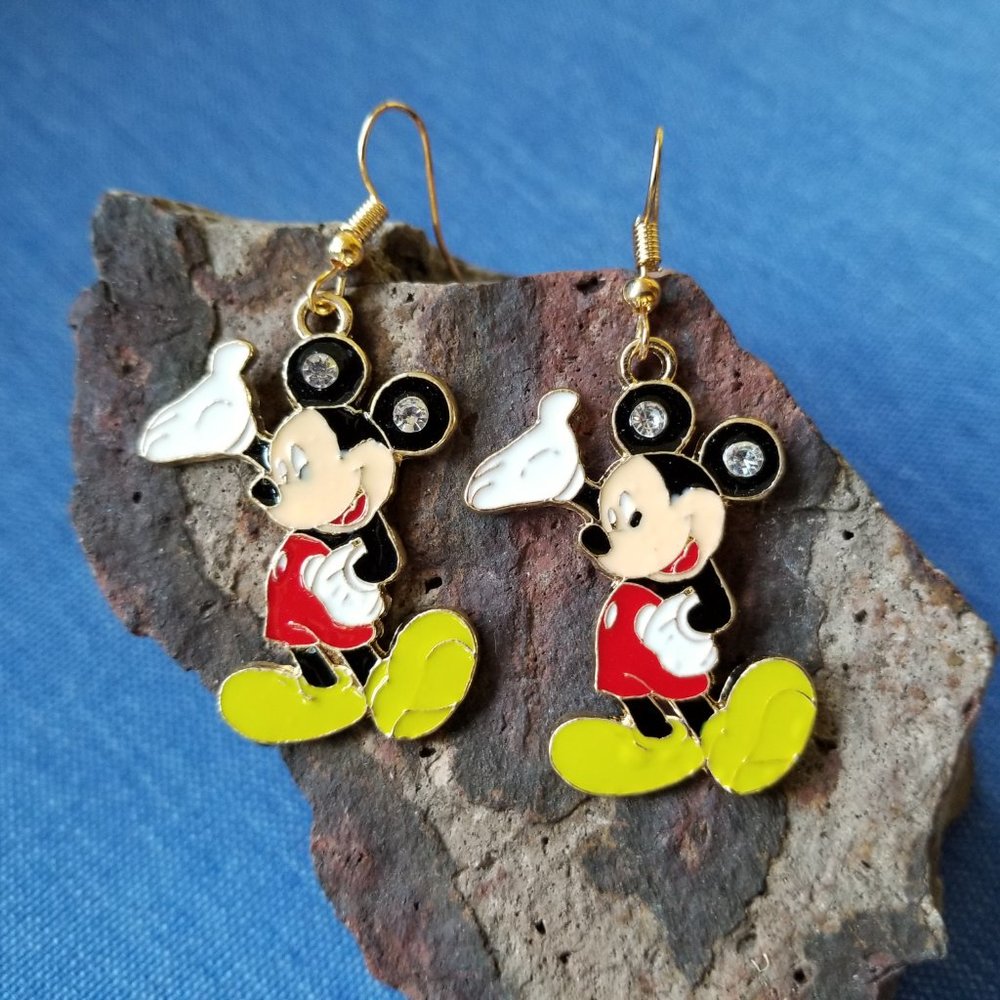 Mickey Mouse with Gloved Hand - NWOT
